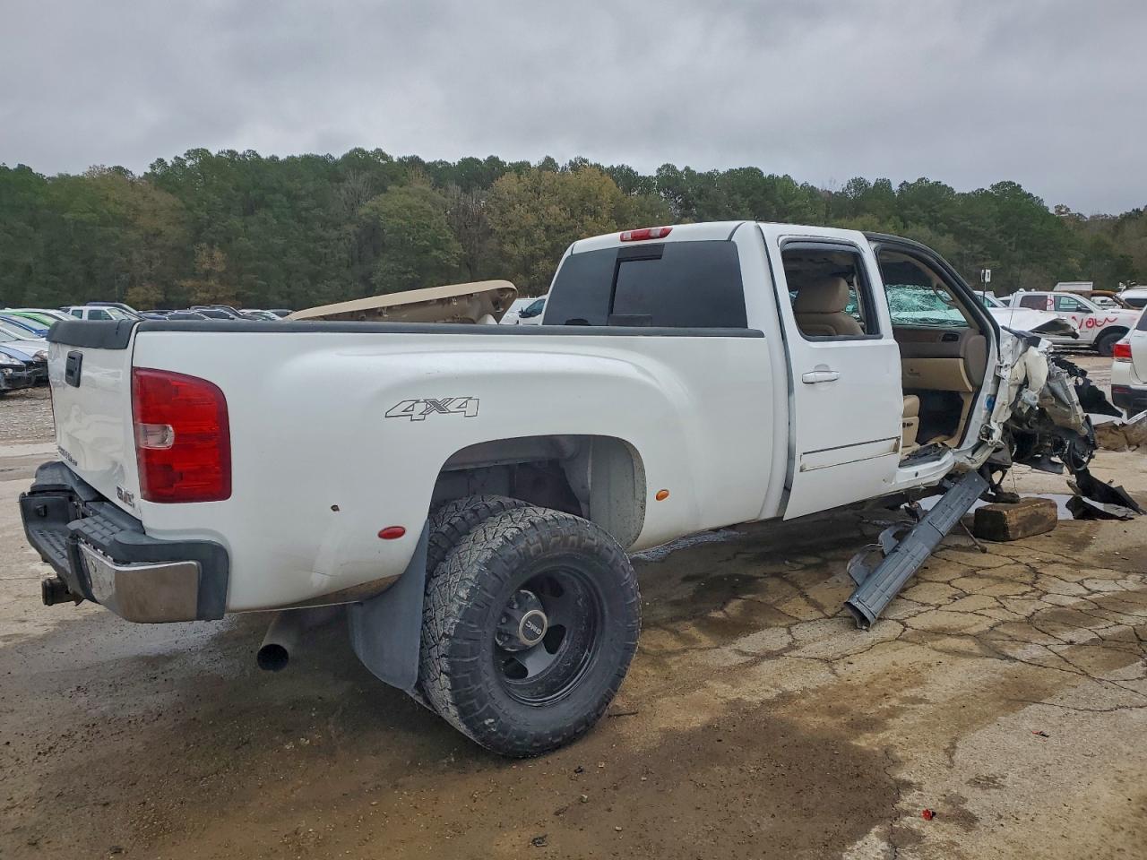 GMC Sierra K3500 Image 3