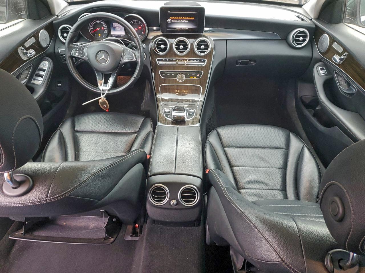 Mercedes-Benz C-Class 300 Image 3