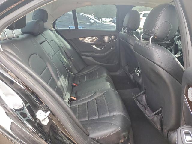 Mercedes-Benz C-Class 300 Image 12