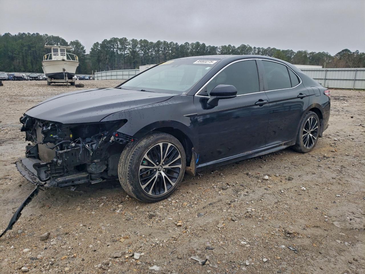 Toyota Camry L Image 1