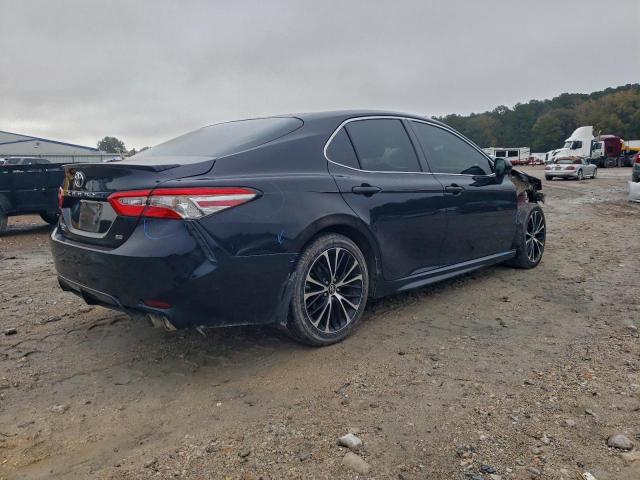 Toyota Camry L Image 6