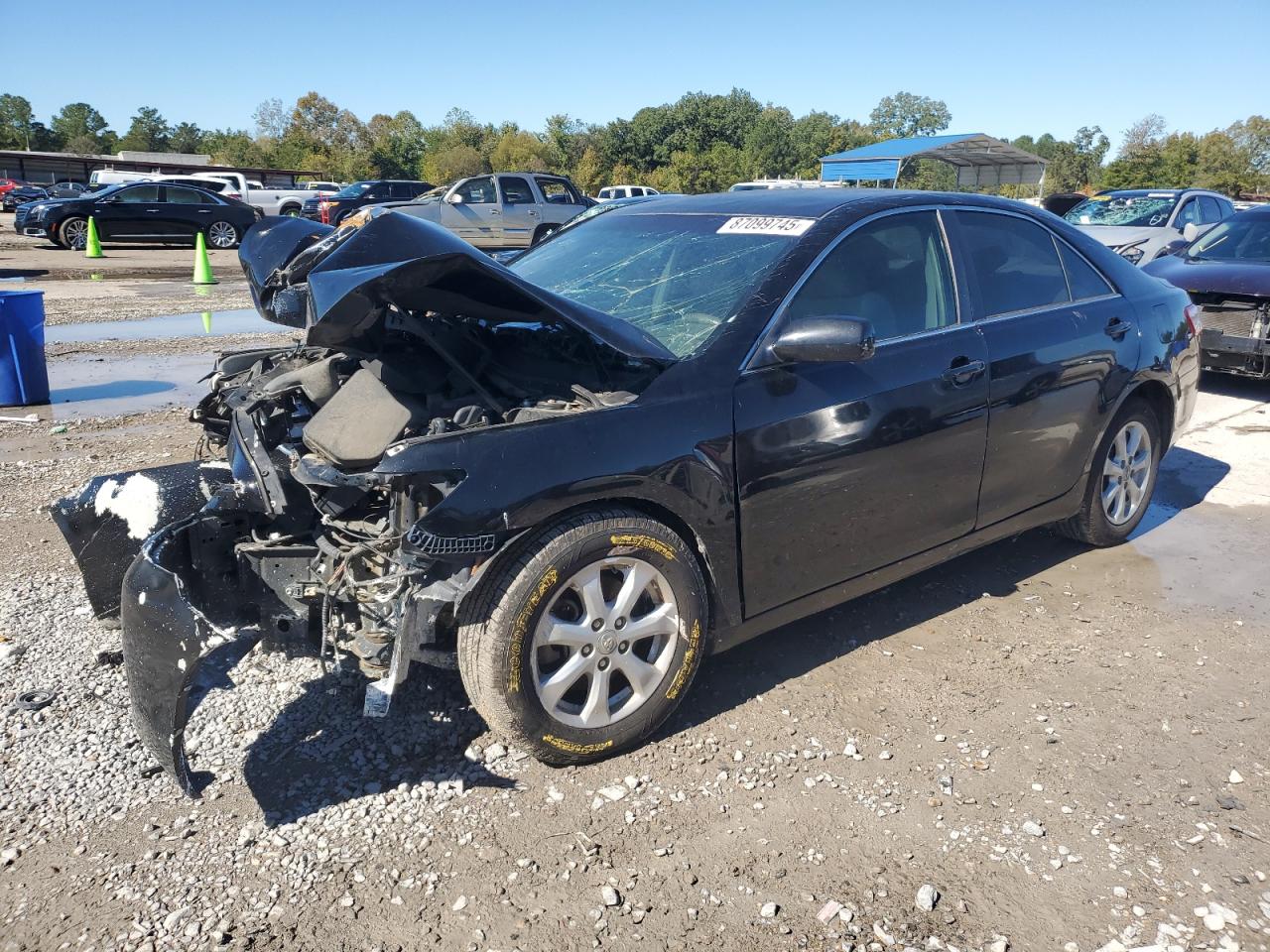 Toyota Camry Base Image 1