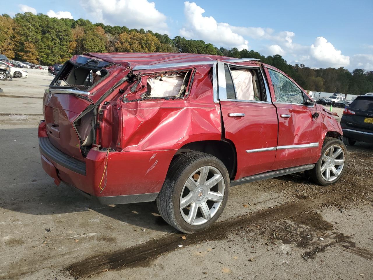 Cadillac Escalade Premium Image 2