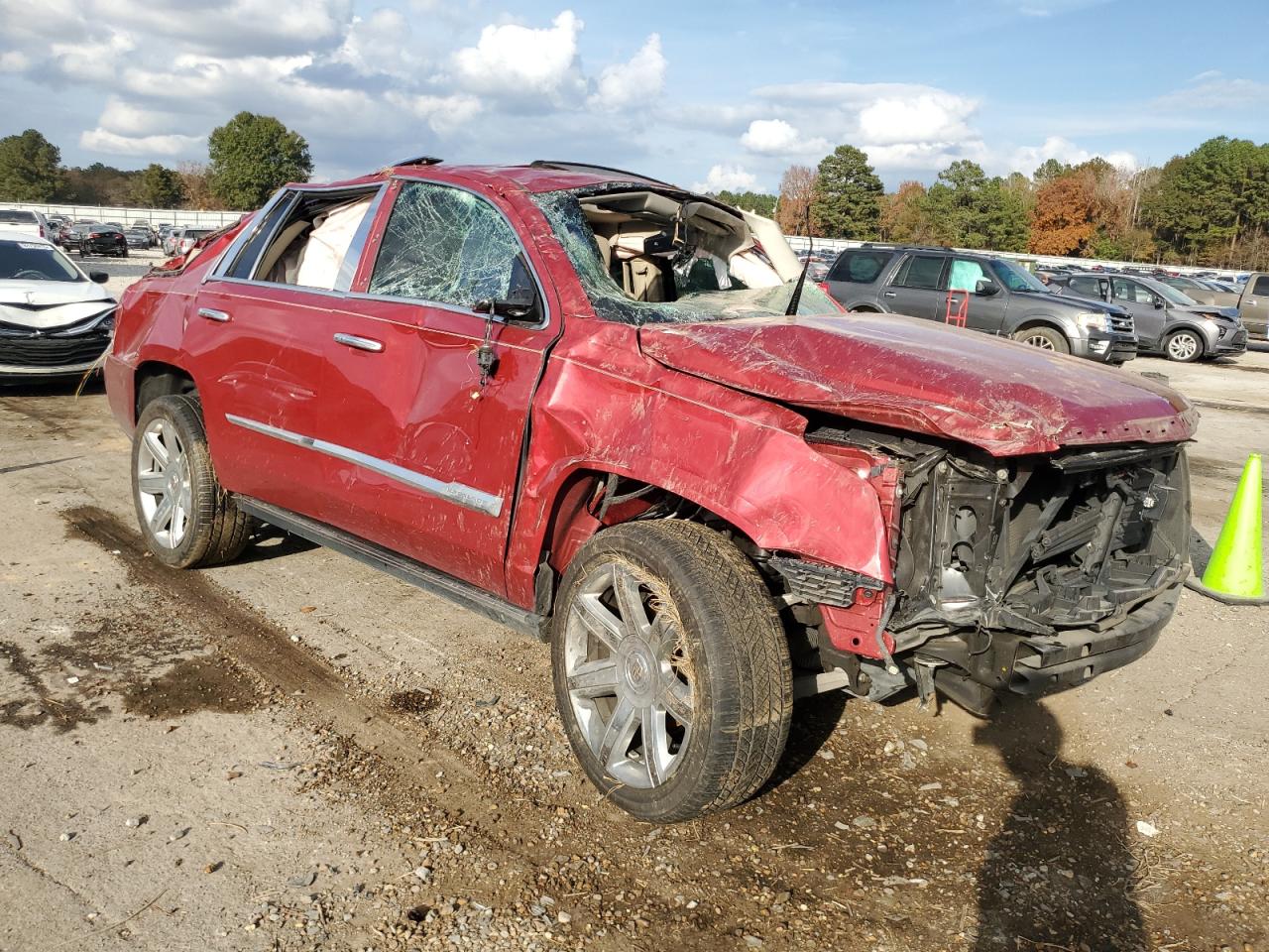 Cadillac Escalade Premium Image 6