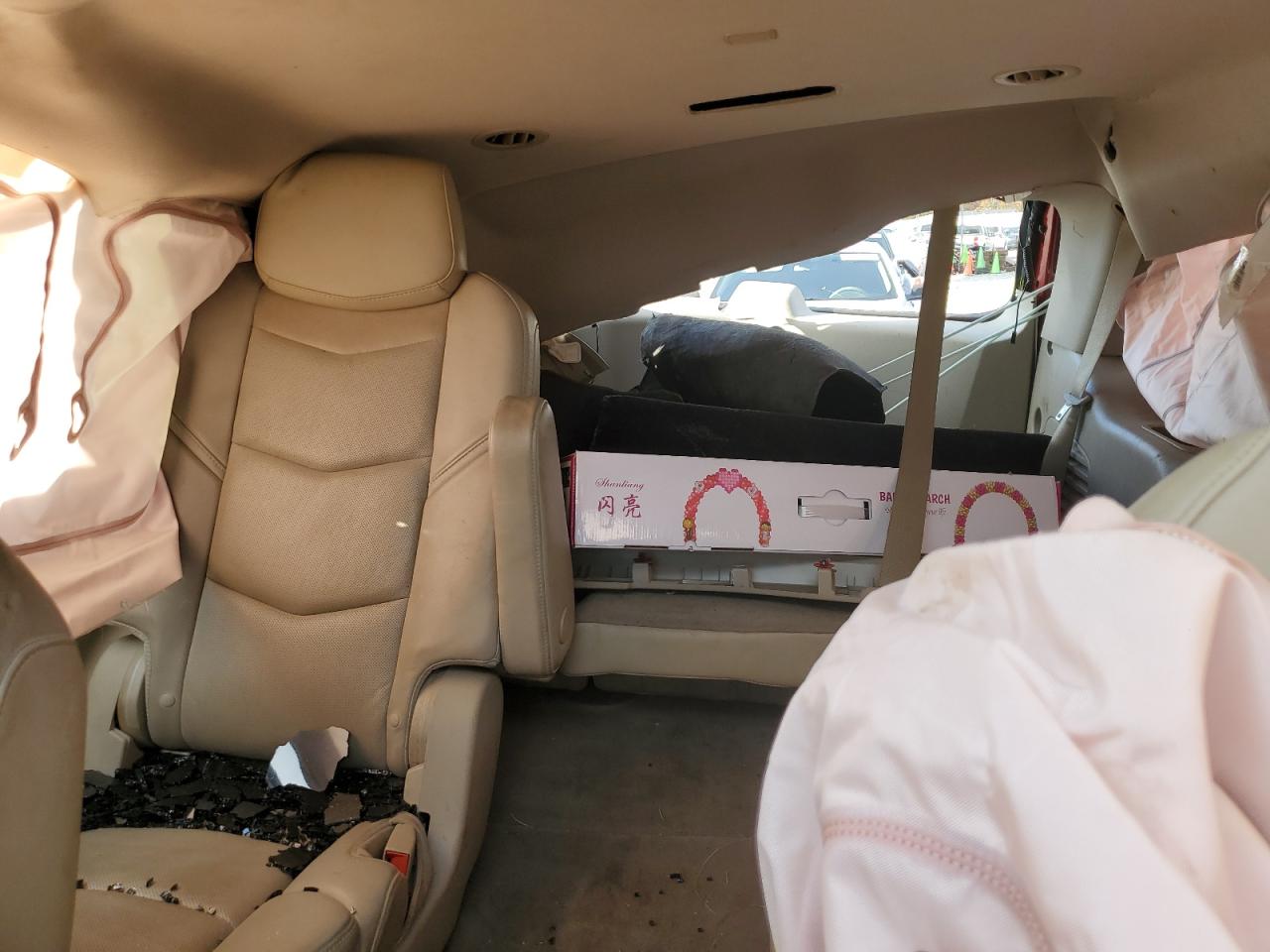 Cadillac Escalade Premium Image 9