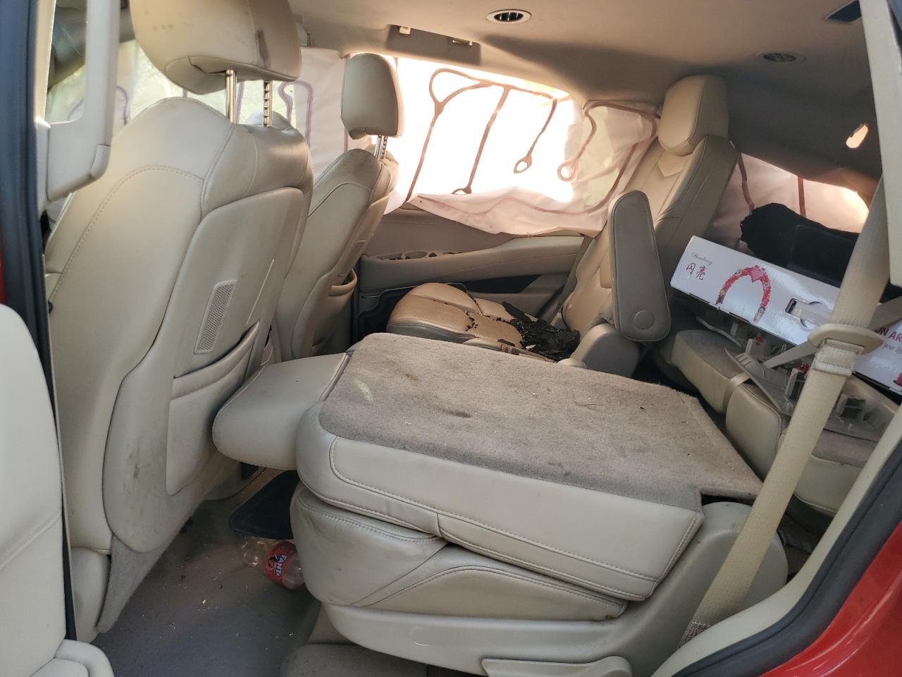 Cadillac Escalade Premium Image 11