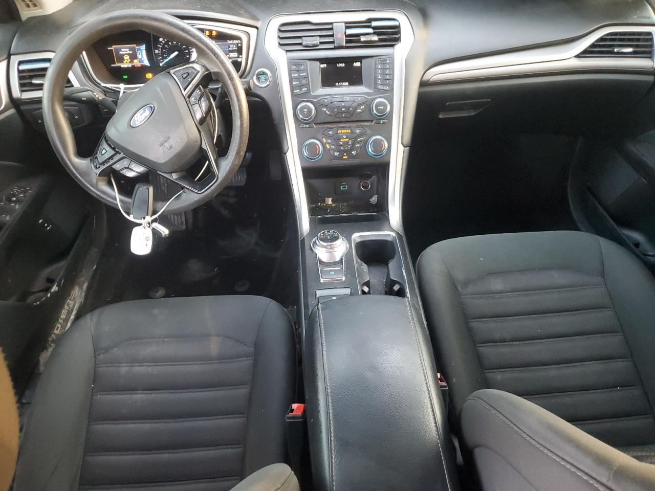 Ford Fusion Se Hybrid Image 8