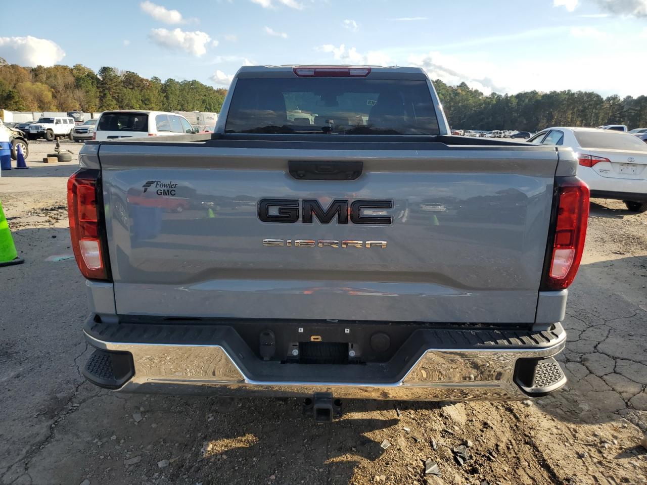 GMC Sierra K1500 Image 5