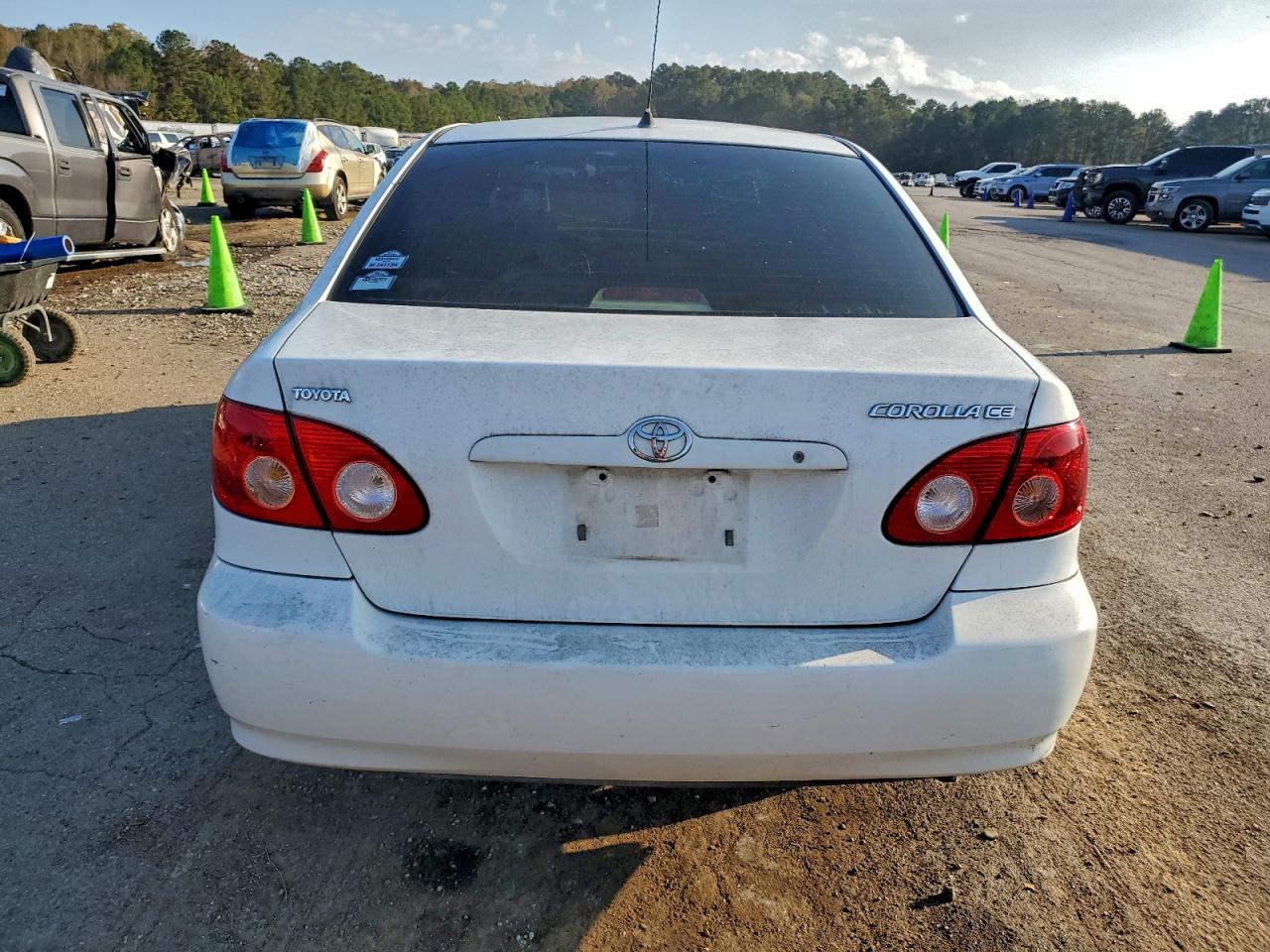 Toyota Corolla Ce Image 9