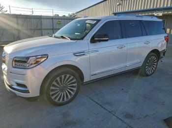  Salvage Lincoln Navigator
