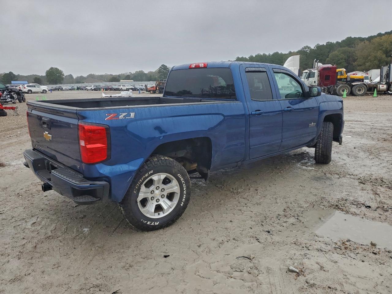 Chevrolet Silverado K1500 Lt Image 8