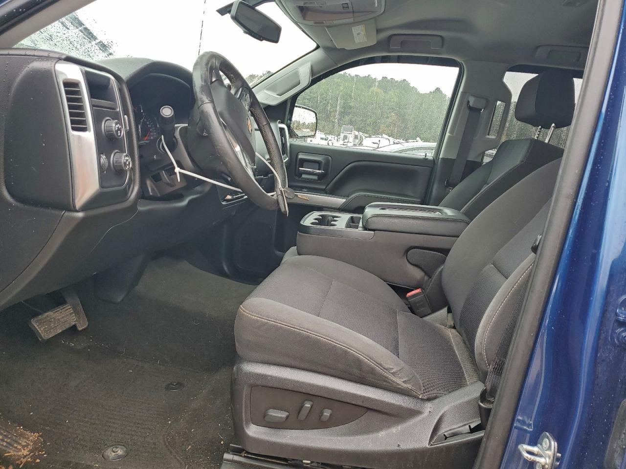 Chevrolet Silverado K1500 Lt Image 6