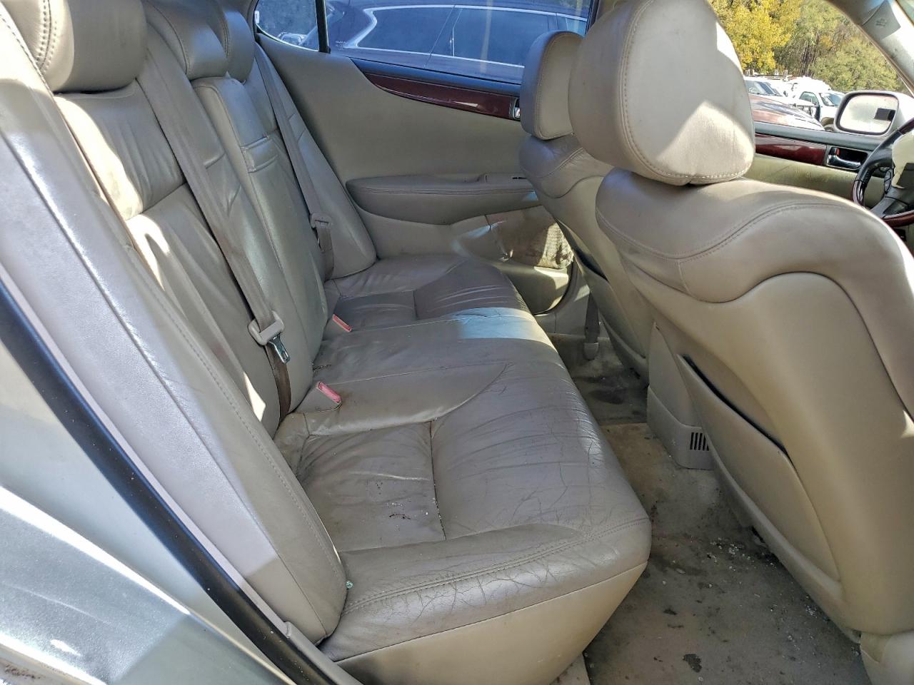 Lexus Es 300 Image 10