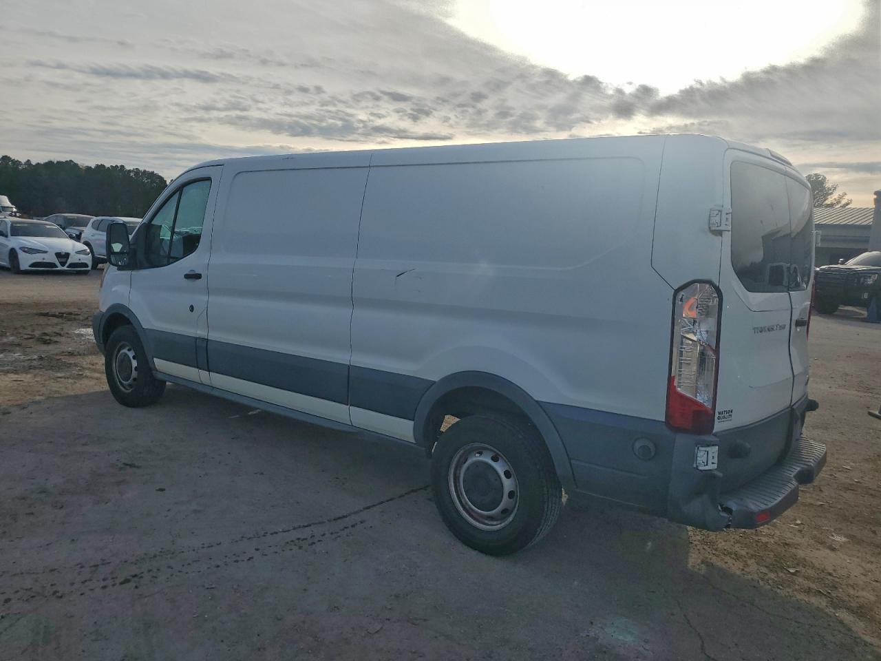 Ford Transit T-250 Image 13