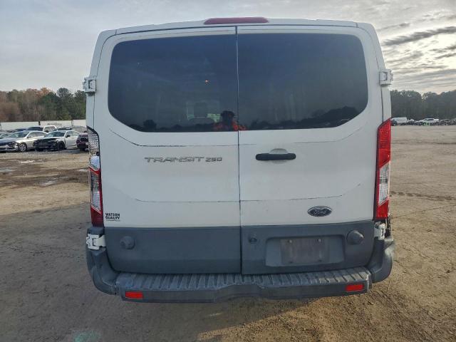 Ford Transit T-250 Image 8