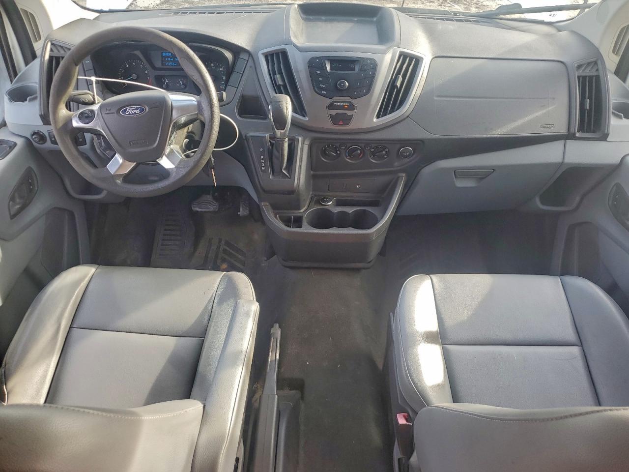 Ford Transit T-250 Image 3