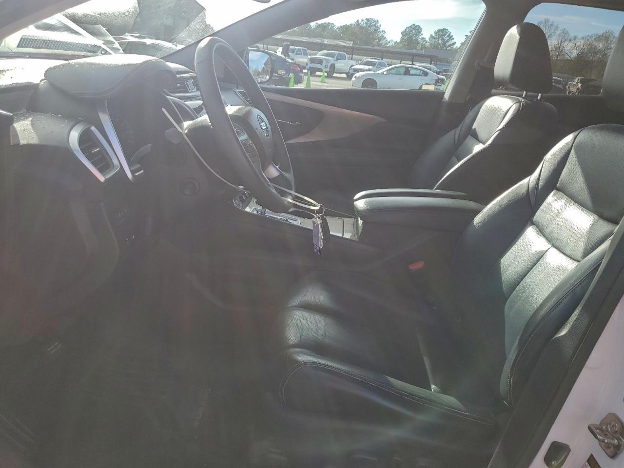 Nissan Murano S Image 9