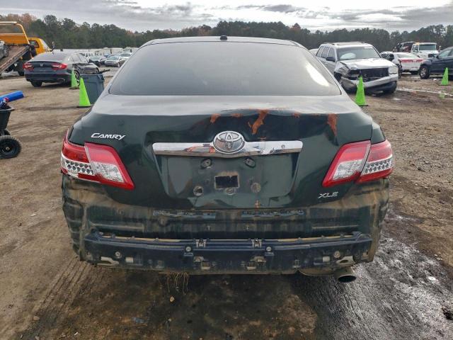 Toyota Camry Base Image 5