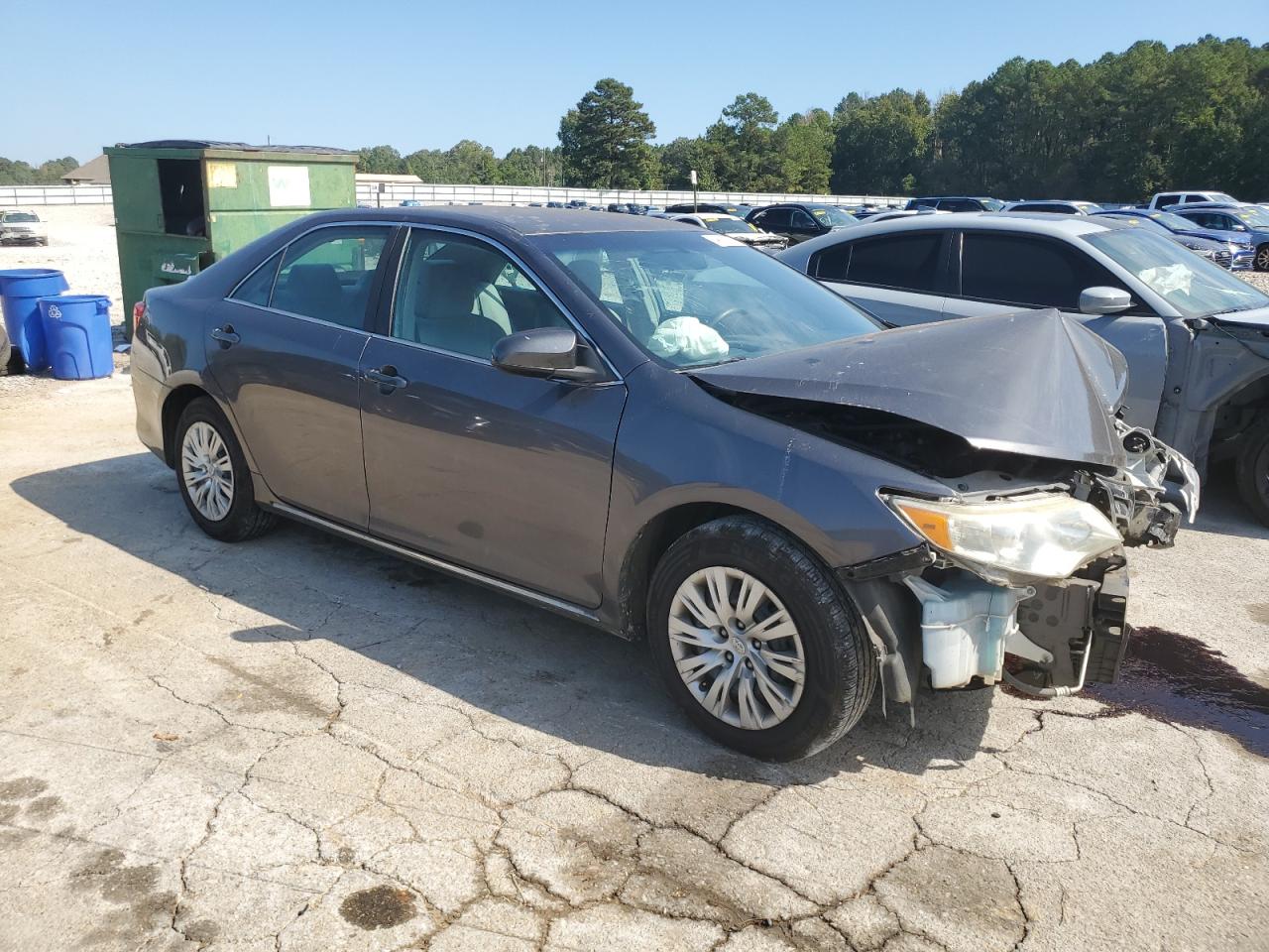 Toyota Camry L Image 5