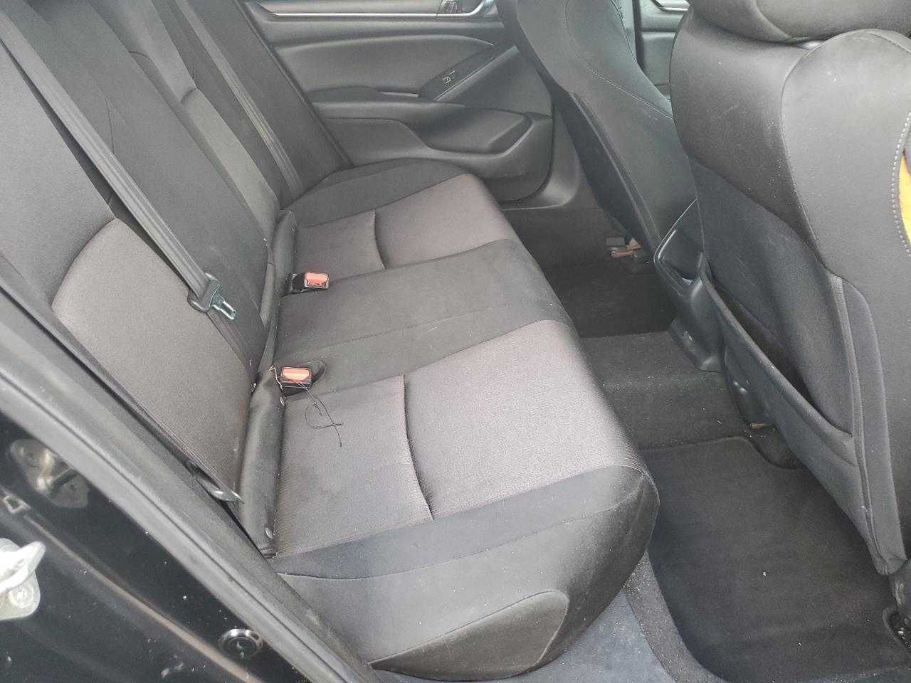 Honda Accord Lx Image 8