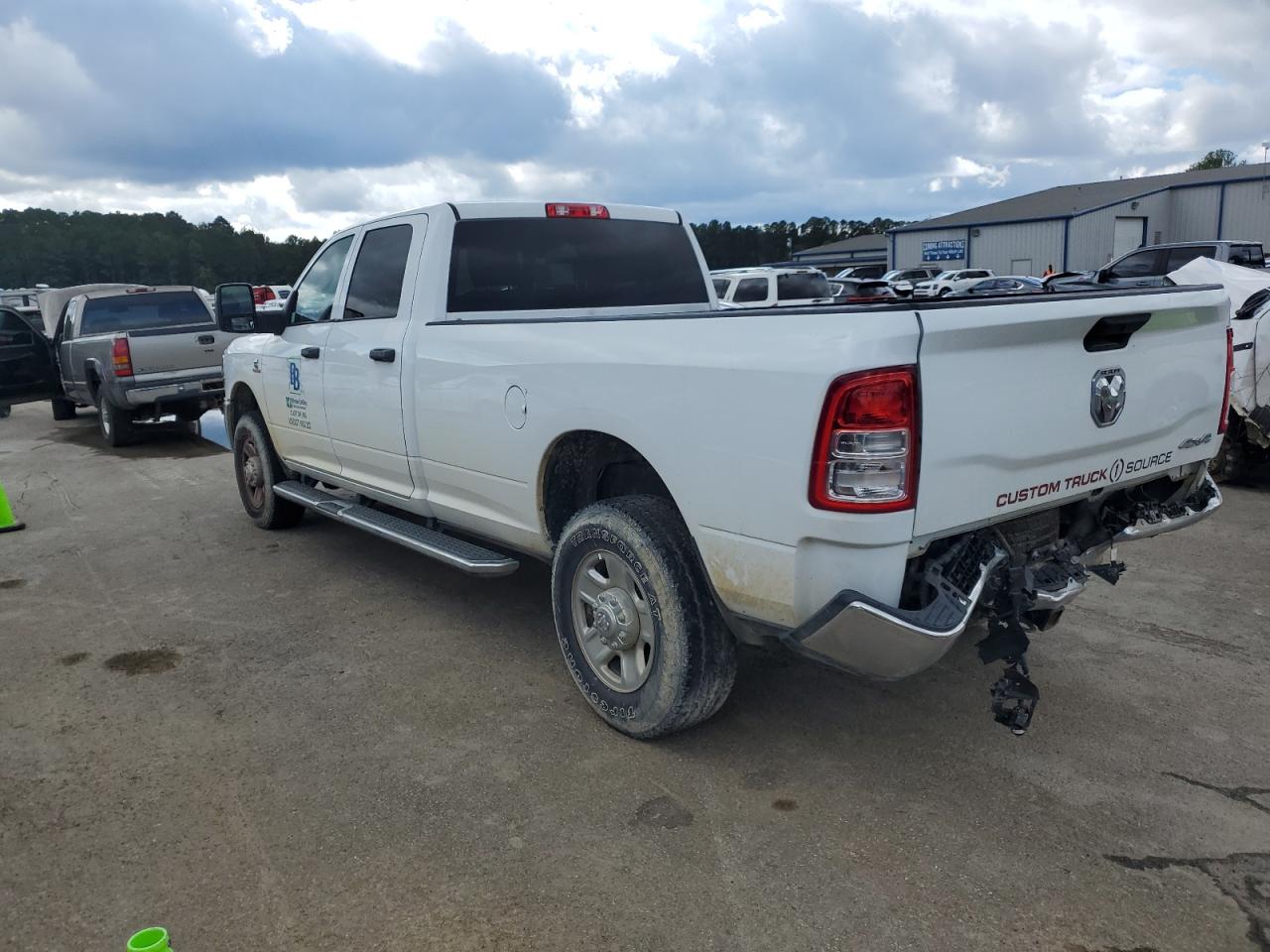 Ram 2500 Tradesman Image 2