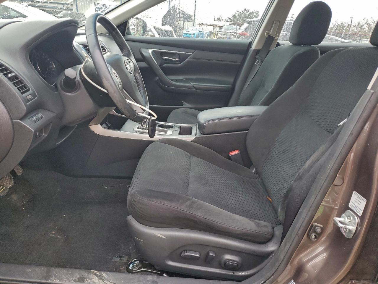 Nissan Altima 2.5 Image 11