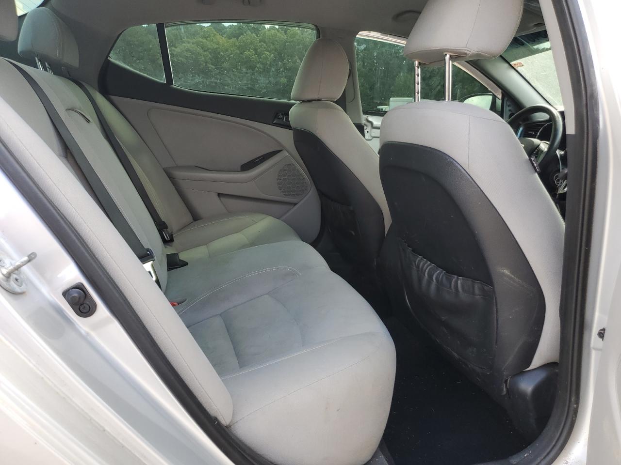 Kia Optima Lx Image 6