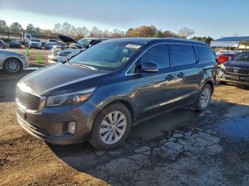  Salvage Kia Sedona