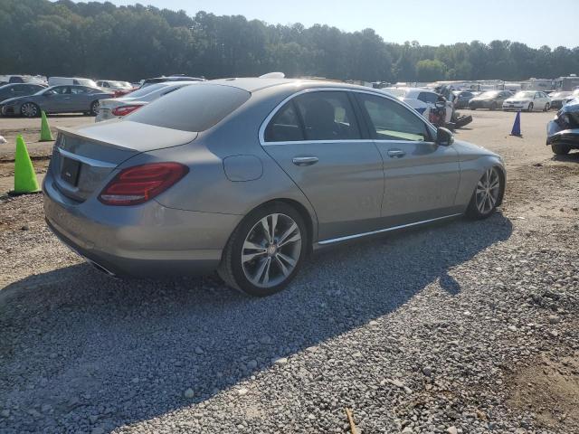 Mercedes-Benz C-Class 300 Image 2