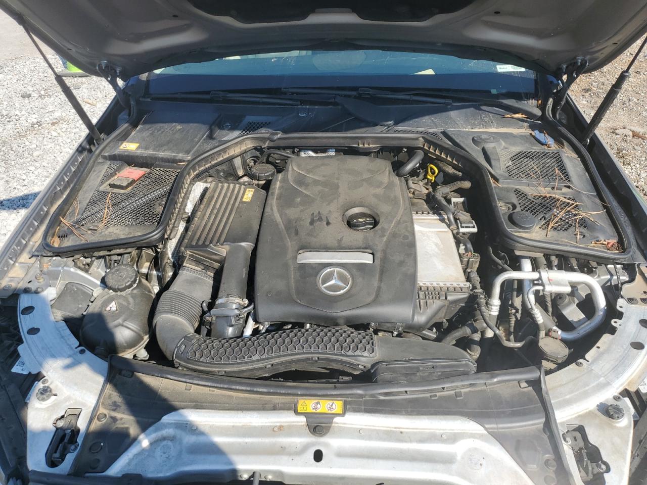 Mercedes-Benz C-Class 300 Image 10