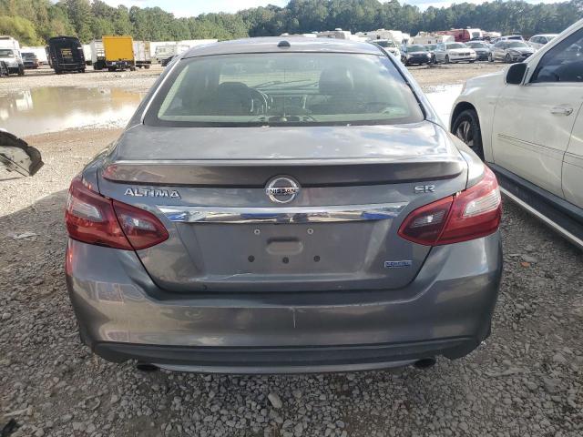 Nissan Altima 2.5 Image 10