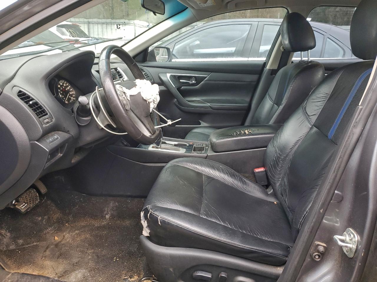 Nissan Altima 2.5 Image 11