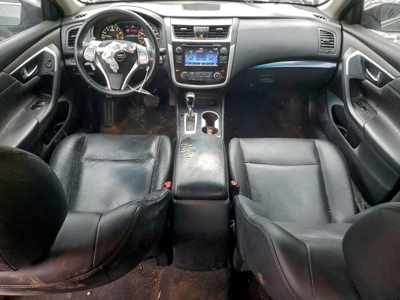 Nissan Altima 2.5 Image 6