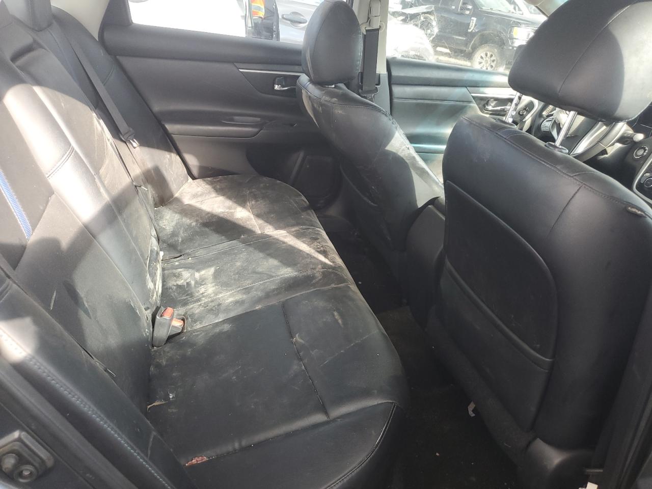 Nissan Altima 2.5 Image 8