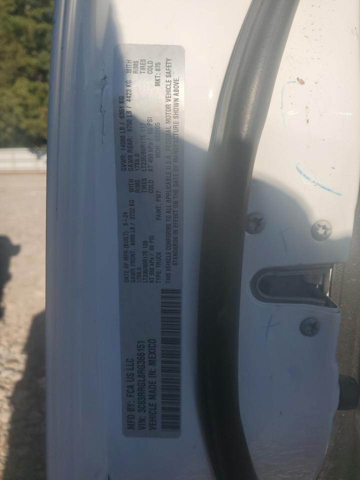 Ram 3500 Tradesman Image 6