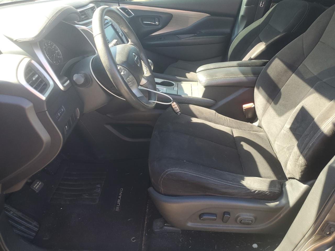 Nissan Murano S Image 8