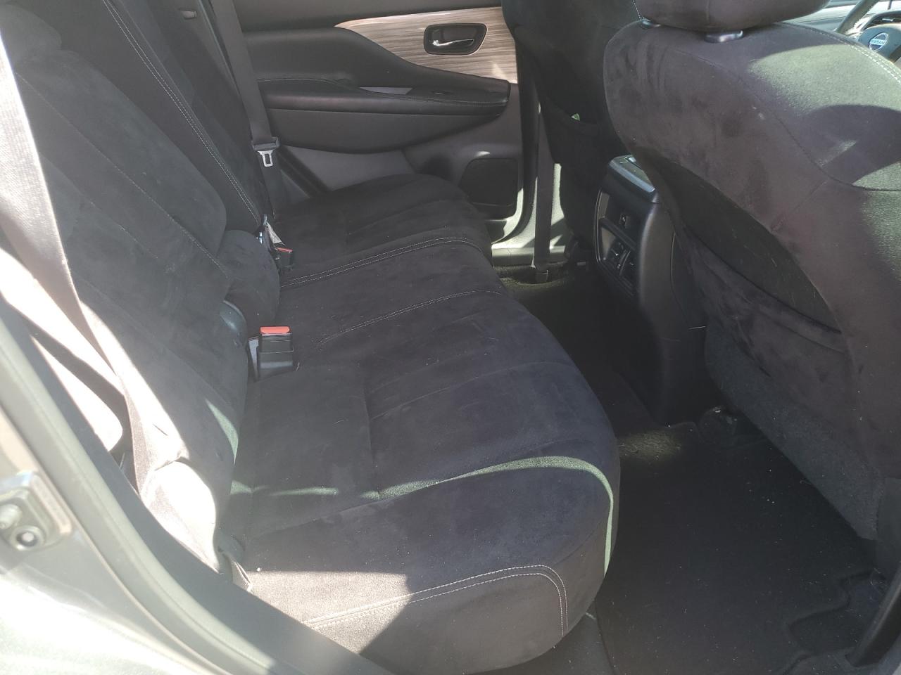 Nissan Murano S Image 12