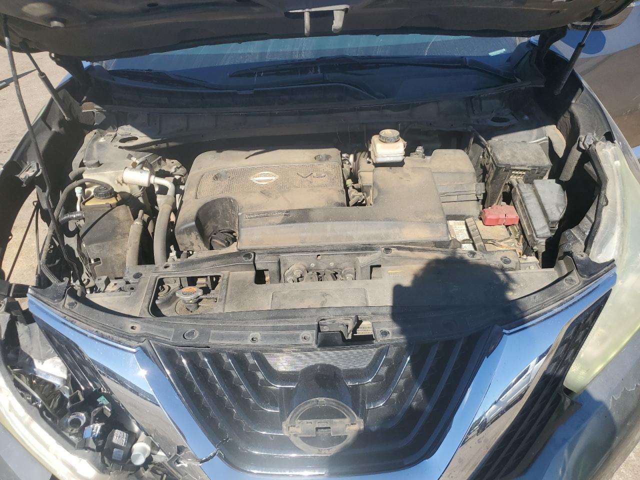 Nissan Murano S Image 2
