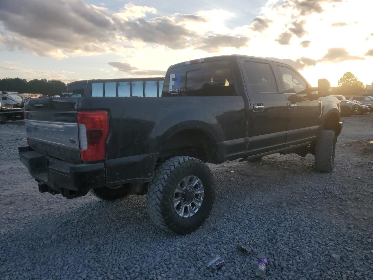 Ford F-250 Super Duty Image 5