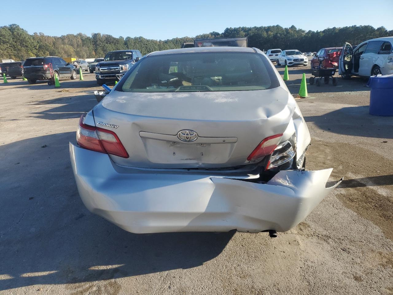 Toyota Camry Ce Image 6