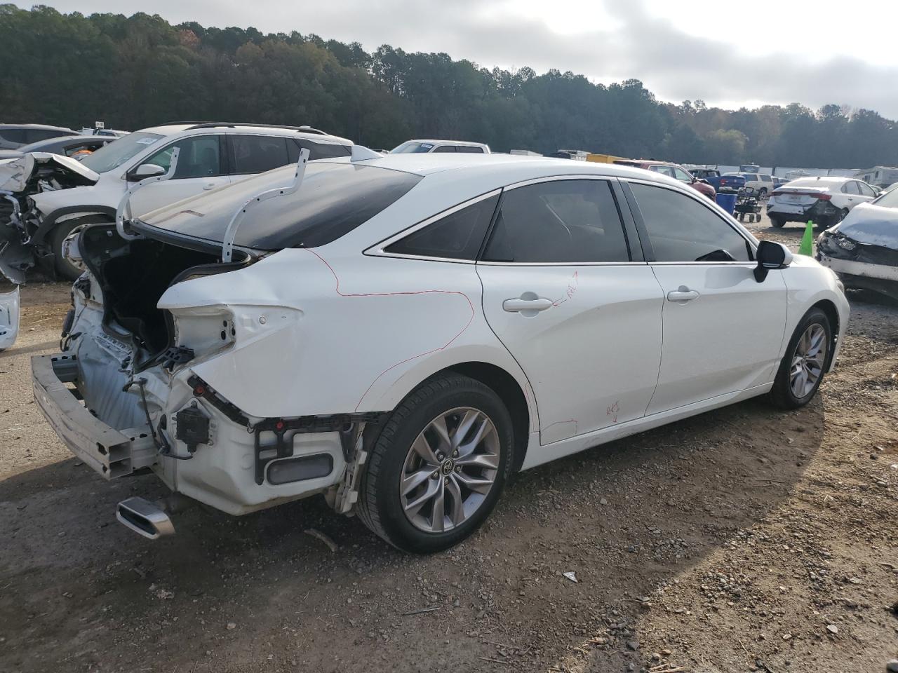 Toyota Avalon Xle Image 10
