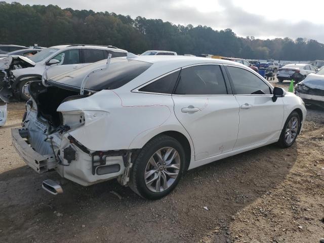 Toyota Avalon Xle Image 10