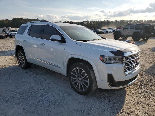 GMC Acadia Denali Image 9