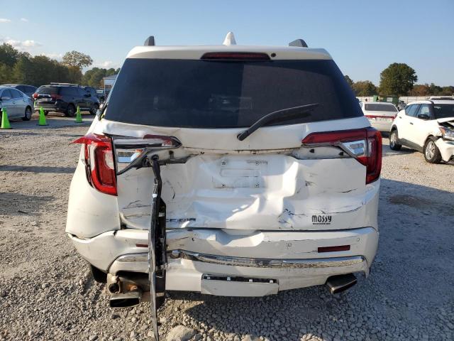 GMC Acadia Denali Image 13