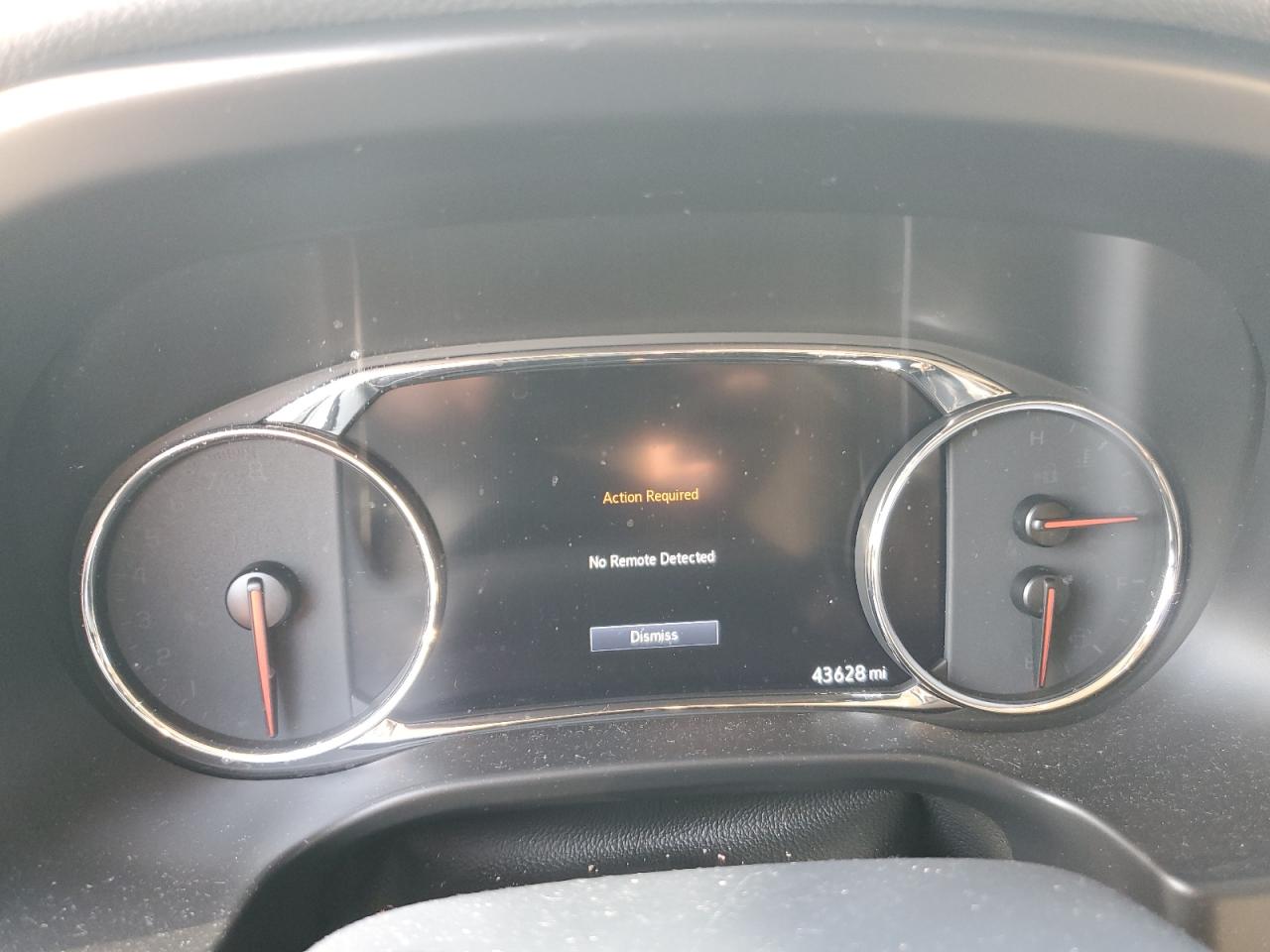 GMC Acadia Denali Image 2