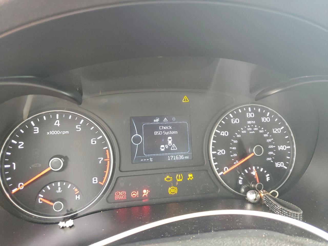 Kia Optima Lx Image 7