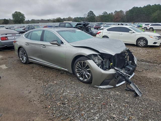 Lexus LS 500 Base Image 11