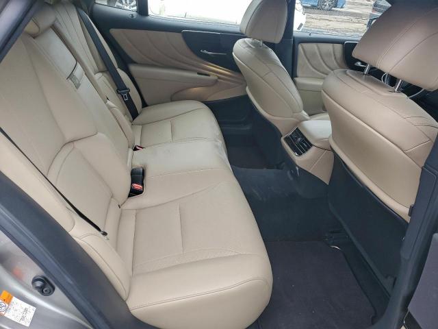 Lexus LS 500 Base Image 12