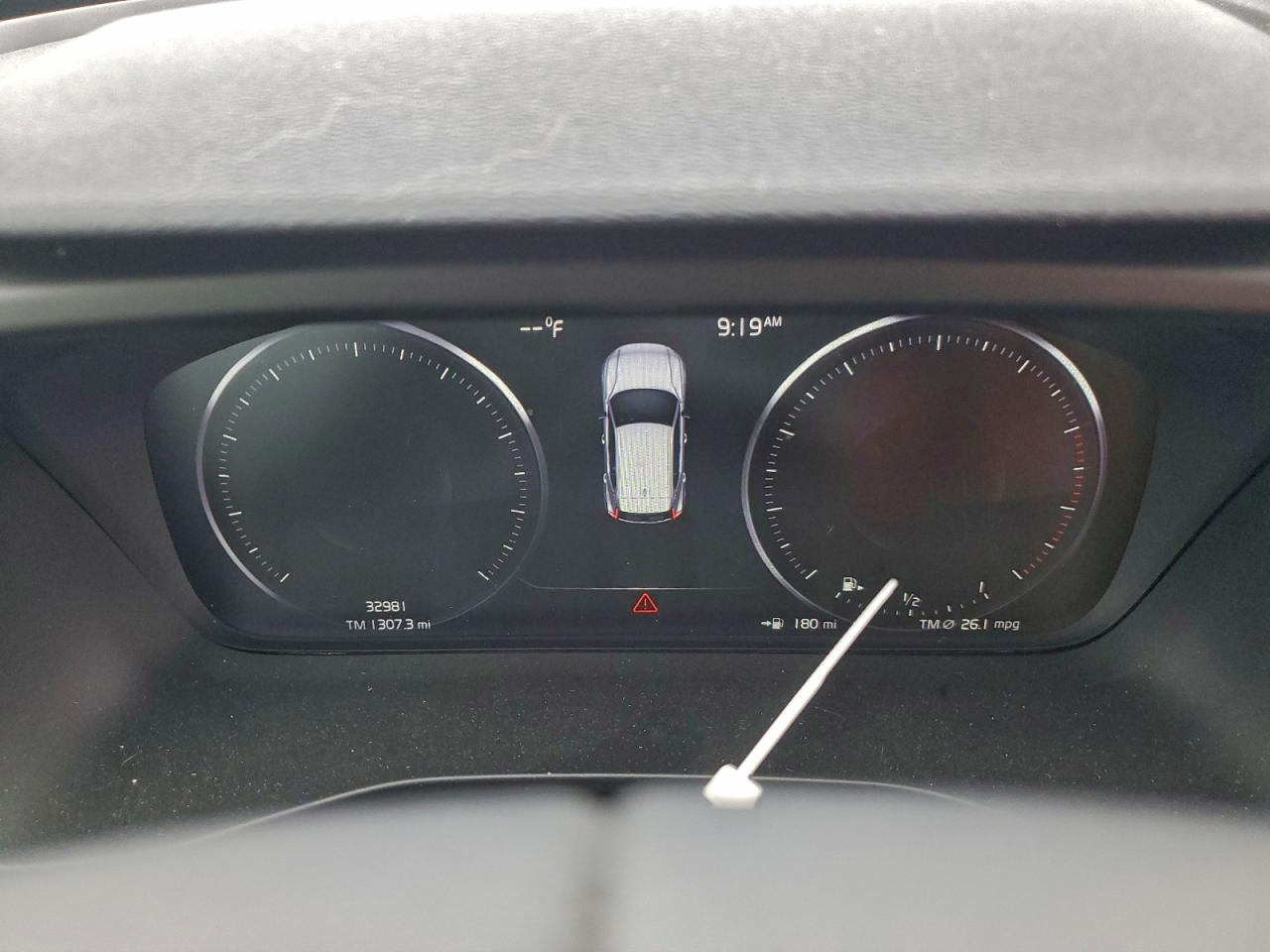 Volvo XC40 T5 Momentum Image 9