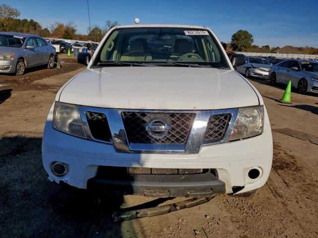 Nissan Frontier S Image 2